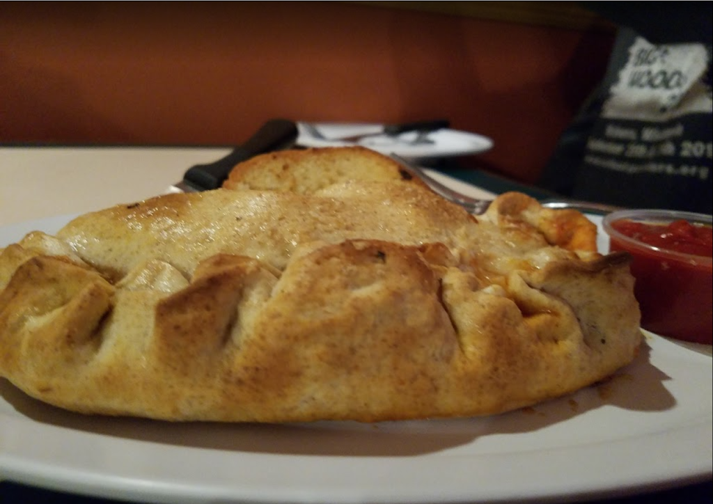  Random Lake Pizzeria