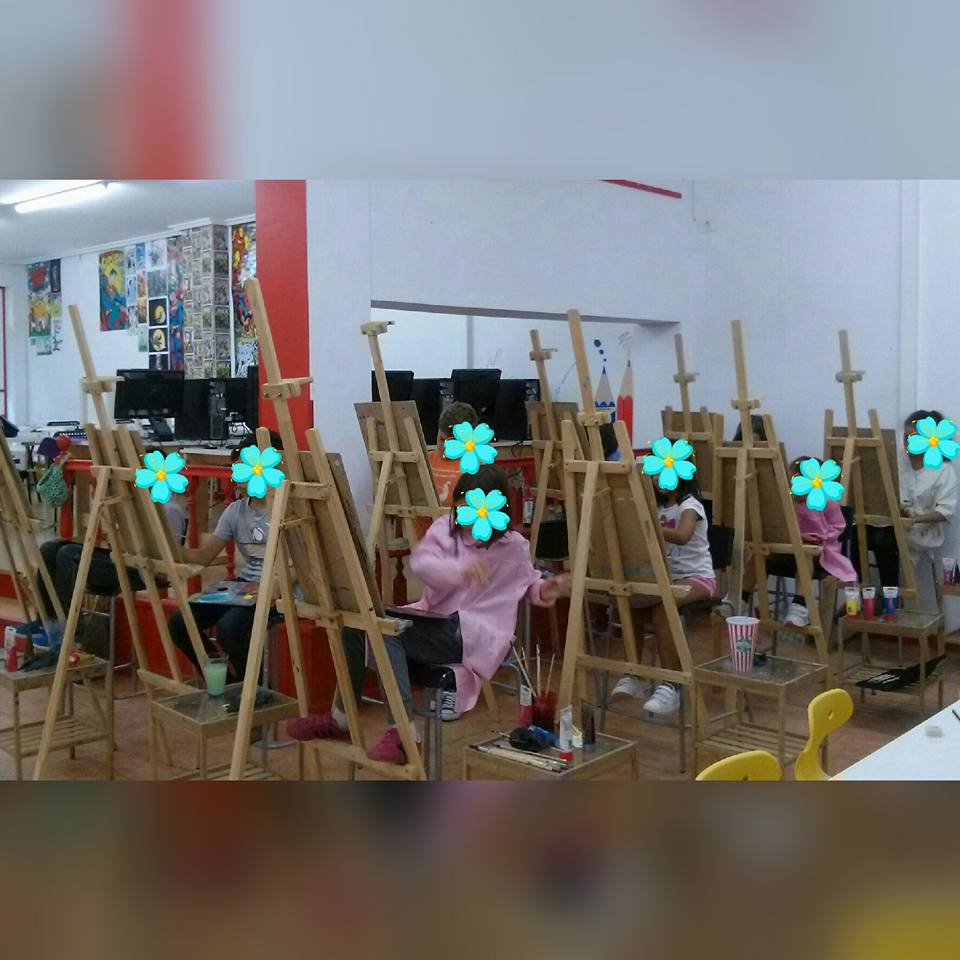 A ESCOLA DE ARTE PONTEAREAS — Del propietario