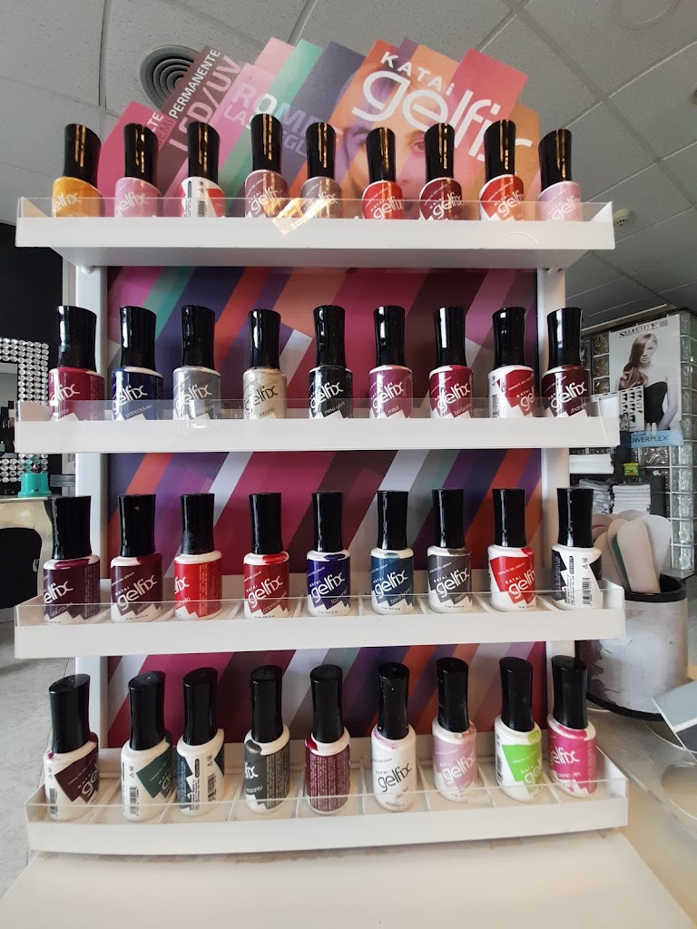 Imagine hair &beauty — Interior