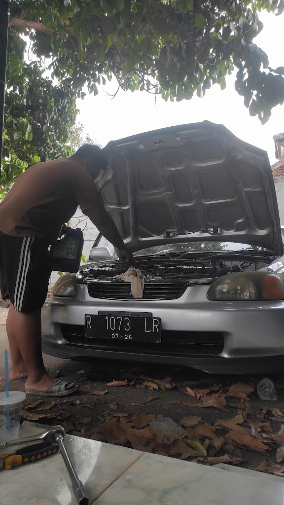 BENGKEL KARMAN HOLDEN