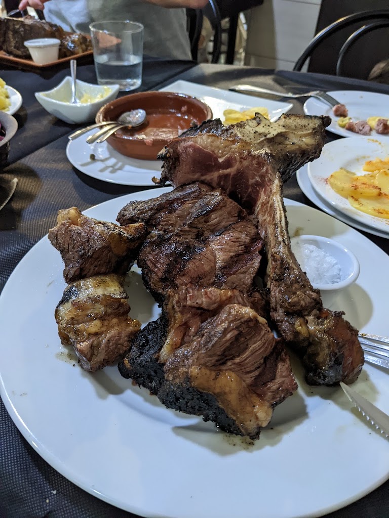 Rincon De Los Valientes — Comida y bebida