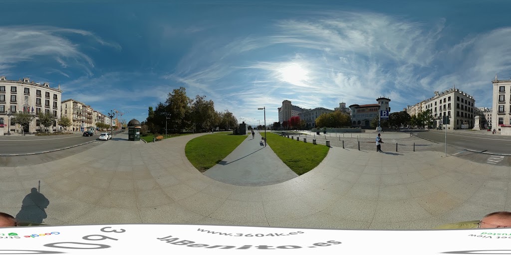 Aparcamiento Alfonso XIII — Street View y 360deg
