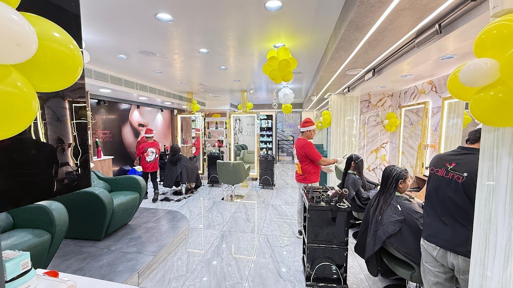 Calluna Luxe Unisex Salon Perunna Changanacherry