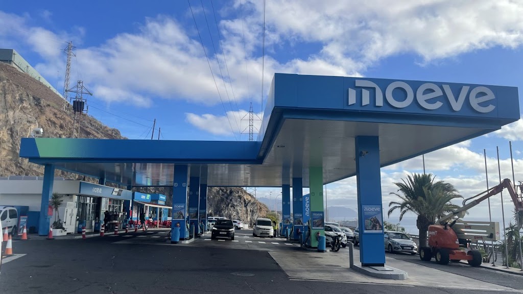 Estacion de servicio Moeve, antes Cepsa