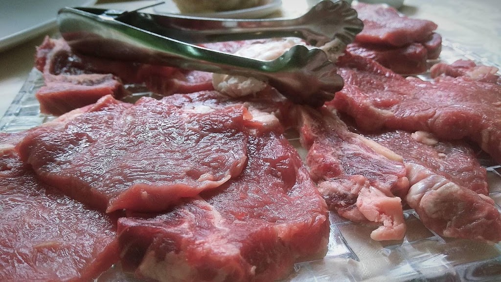 Cerveceria La Mezquita — Comida y bebida