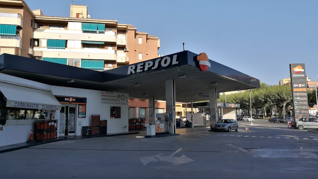 Carburantes Clavero S L — Estacion de servicio