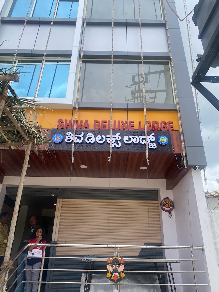 Shiva Deluxe Lodge
