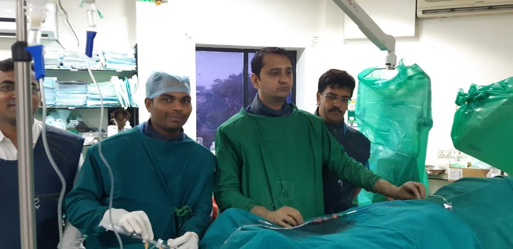 Dr. Dr Sanjay Gidhwani Best Cardiologist In Nagpur Best Heart Doctor In Nagpur Echo Angiography Angioplasty Nagpur