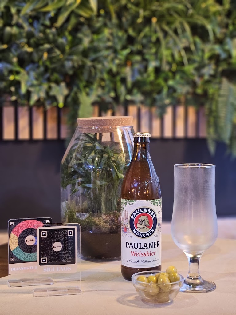 Bar, Cafeteria y Cerveceria Piscolabis — Cerveza