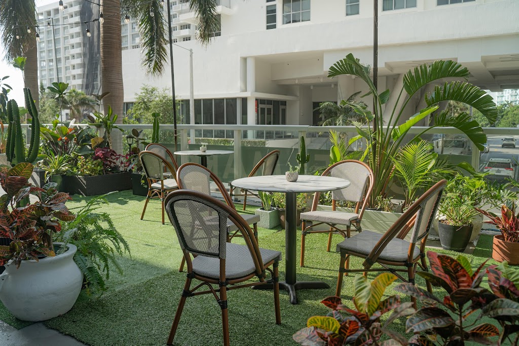 Photo of The Hideout Cafe by Team Vinchay