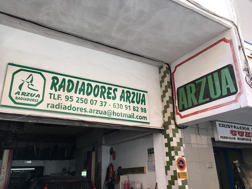 Radiadores Arzua — Exterior