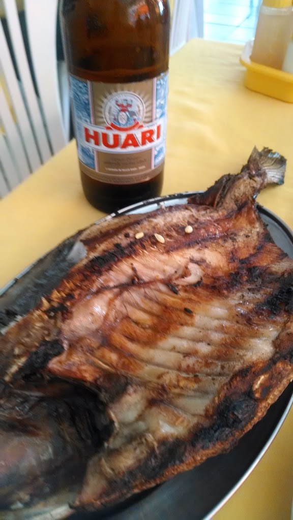 Comida y bebida
