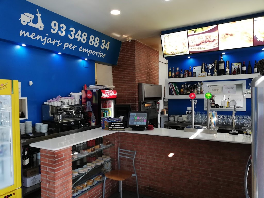 Petrocat - Estacion de Servicio — Interior