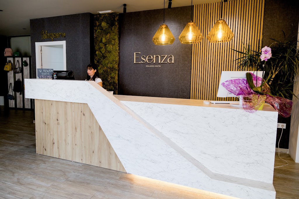 ESENZA WELLNESS CENTER , MEDICINA, ESTETICA AVANZADA Y MICROPIGMENTACION POZOBLANCO / CORDOBA — Interior