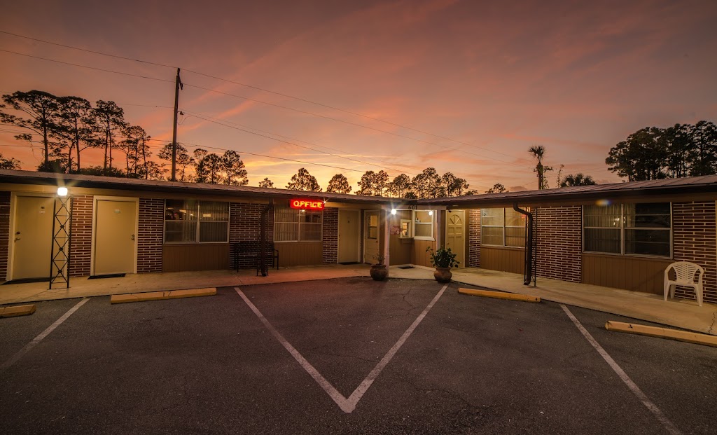 Deluxe Inn - Motel in Bunnell , United States of America