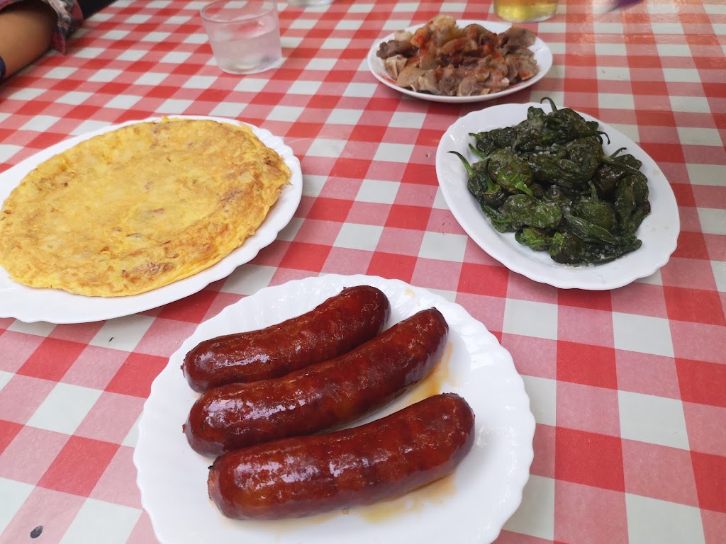Furancho de Fermin — Comida y bebida