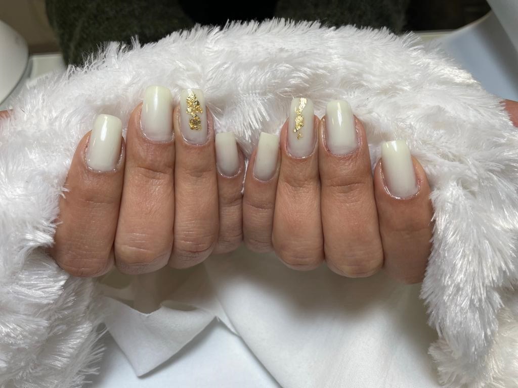 Yonare's Secrets — Manicura