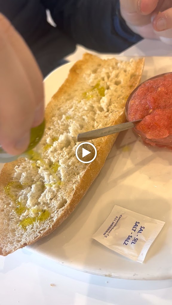 Pasteleria Delys — Videos