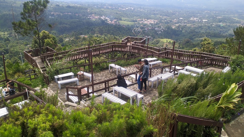 Bukit Alesano Campground