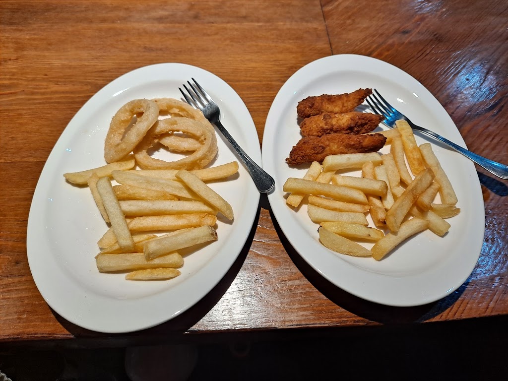 Bar Refugio — Comida y bebida
