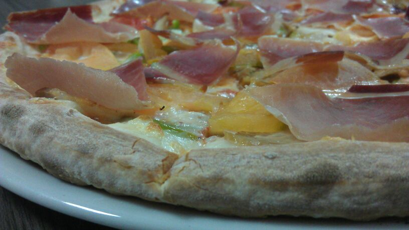 Pizzeria La Clave — Pizza