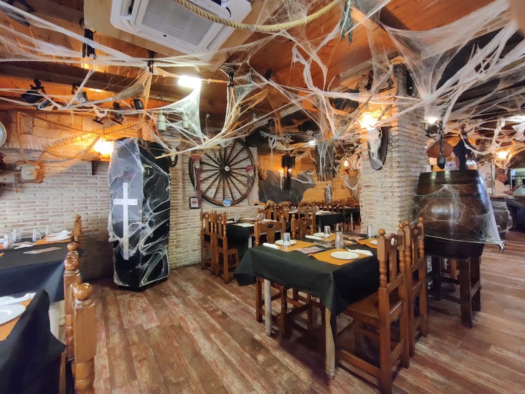 Meson El Huertano — Ambiente