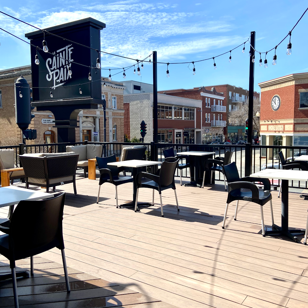 Pub La Sainte Paix in Drummondville