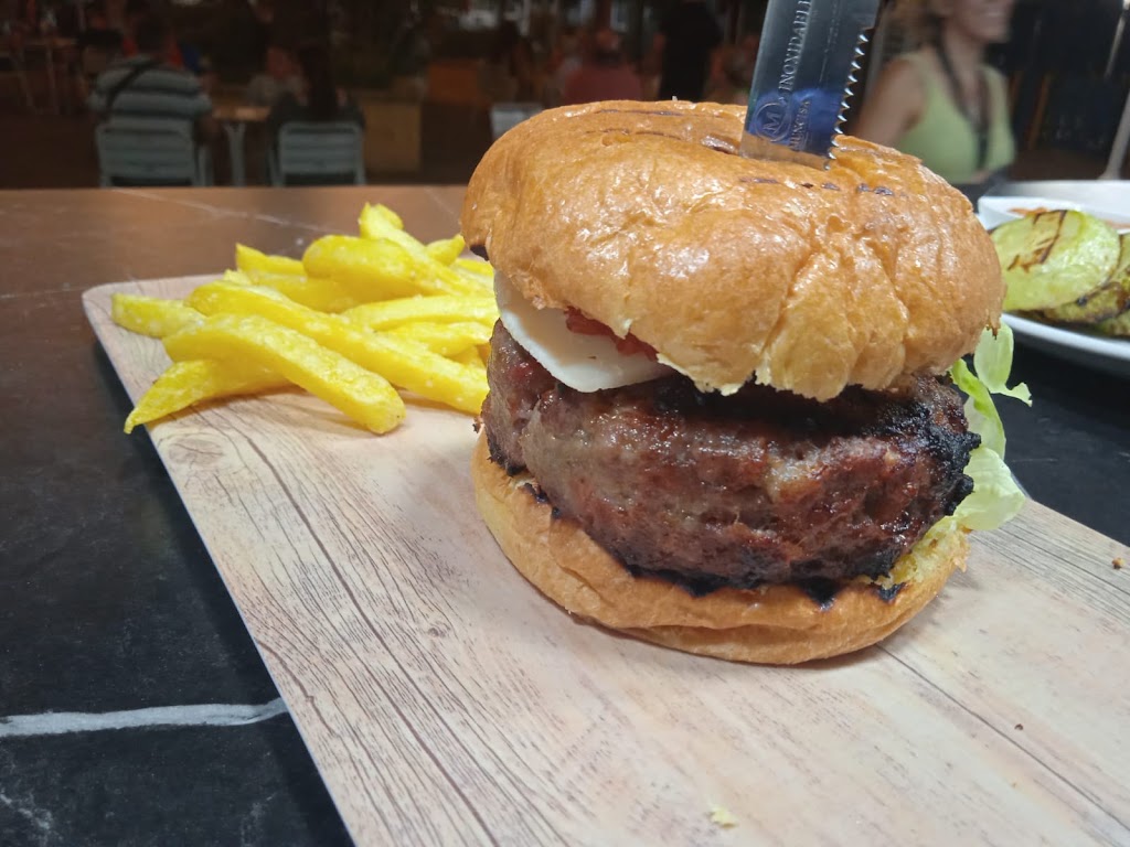 Hotel-restaurante Mitra Crisalida — Del propietario
