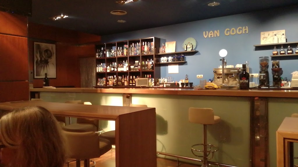 PUB VAN GOGH