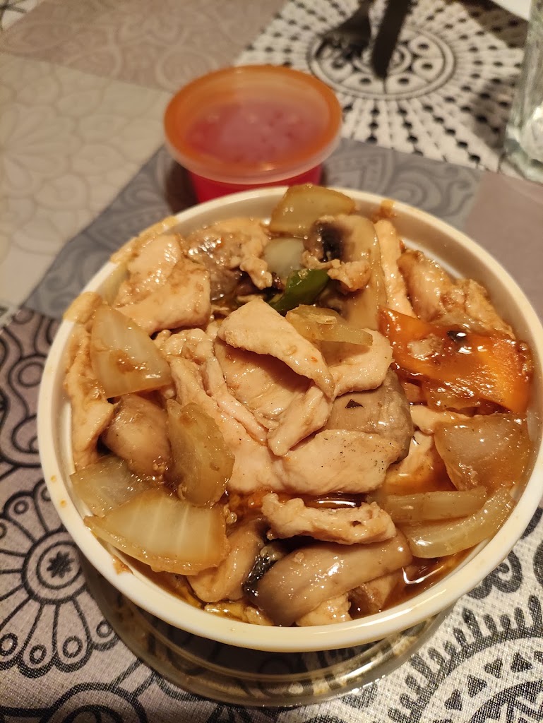 Restaurante Chino Nueva Ciudad — Comida y bebida