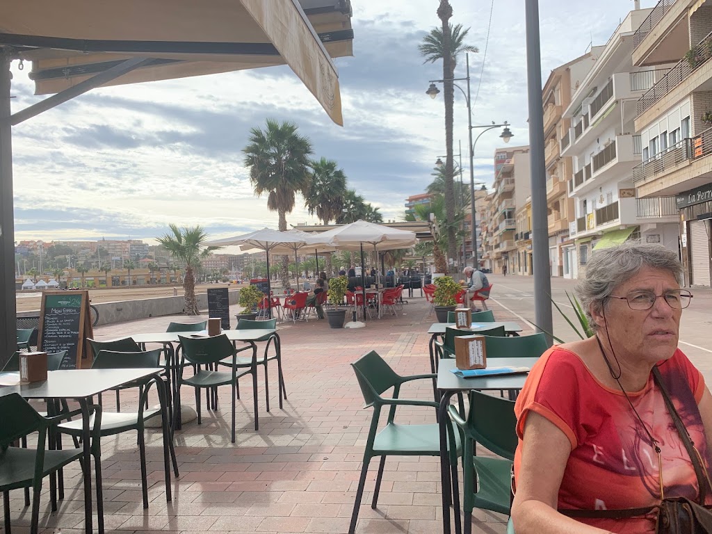 Meson Murciano (Puerto de Mazarron) — Ambiente