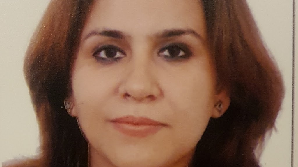 Dr Shally Kandhari