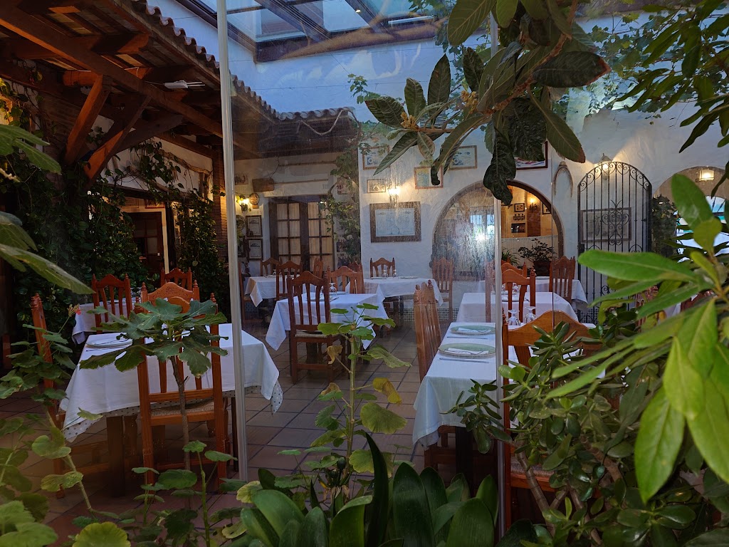 Hotel Restaurante Blanco y Verde — Exterior