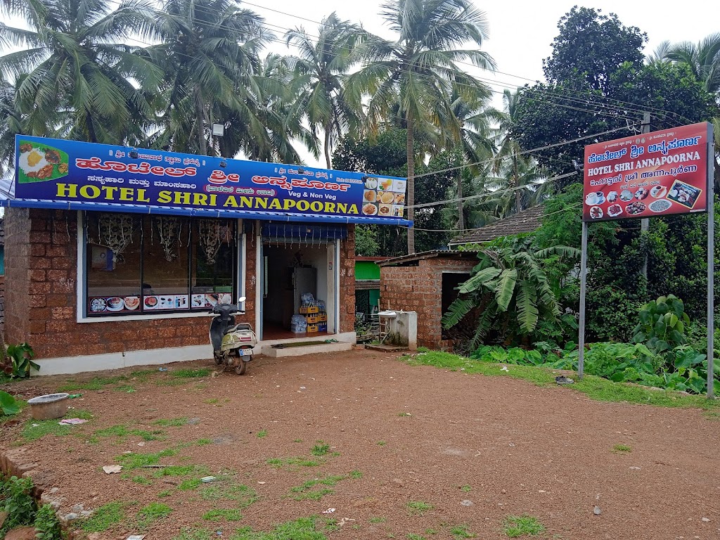 Hotel Annapoorna - Restaurant in Murudeshwar