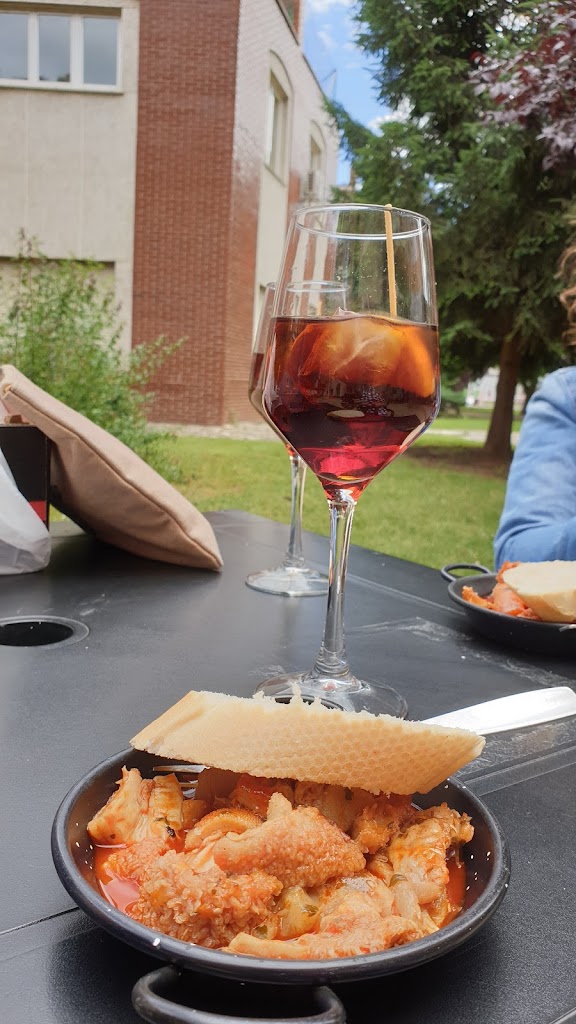 Cafeteria JV — Comida y bebida