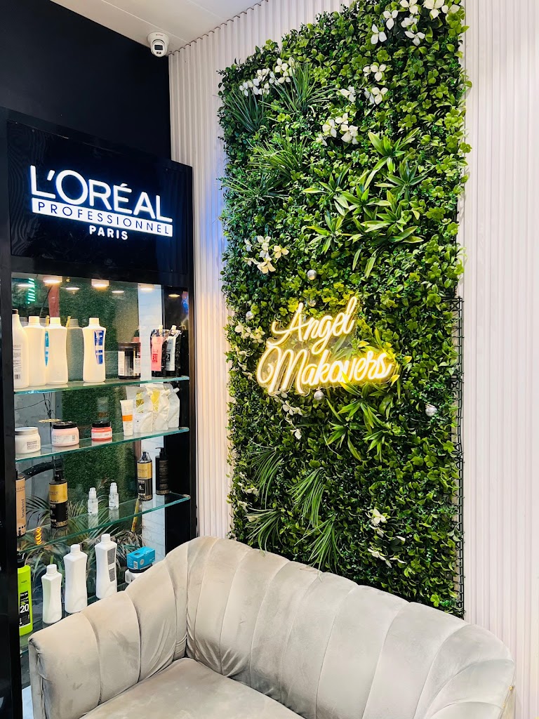 Angel Makeovers Salon In Nagpur