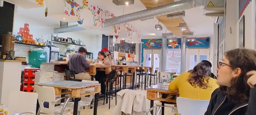 Los Catrines Tequila&TacoBar — Ambiente