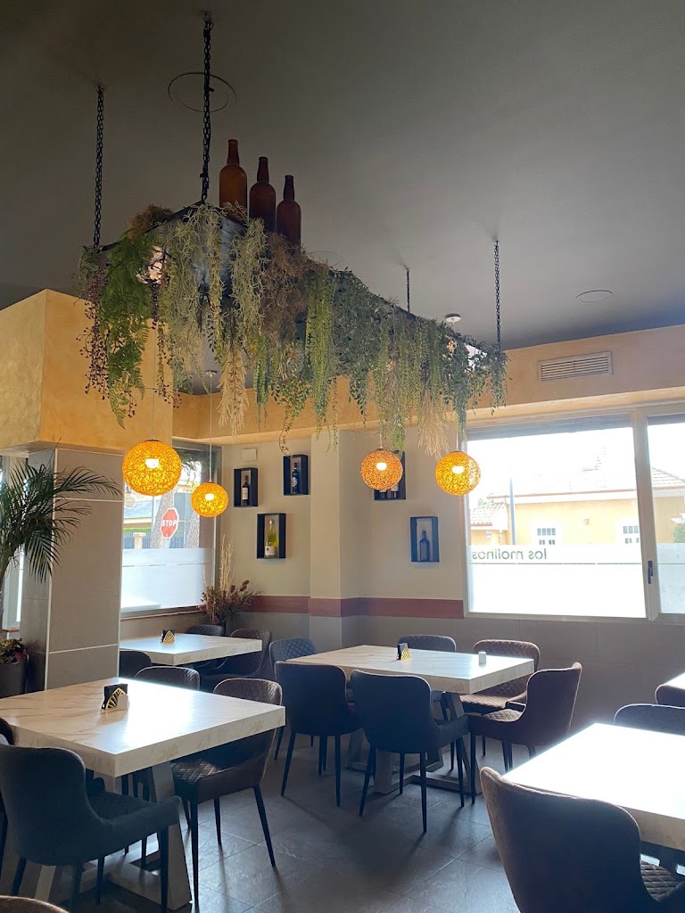 Bar restaurante Los Molinos — Ambiente