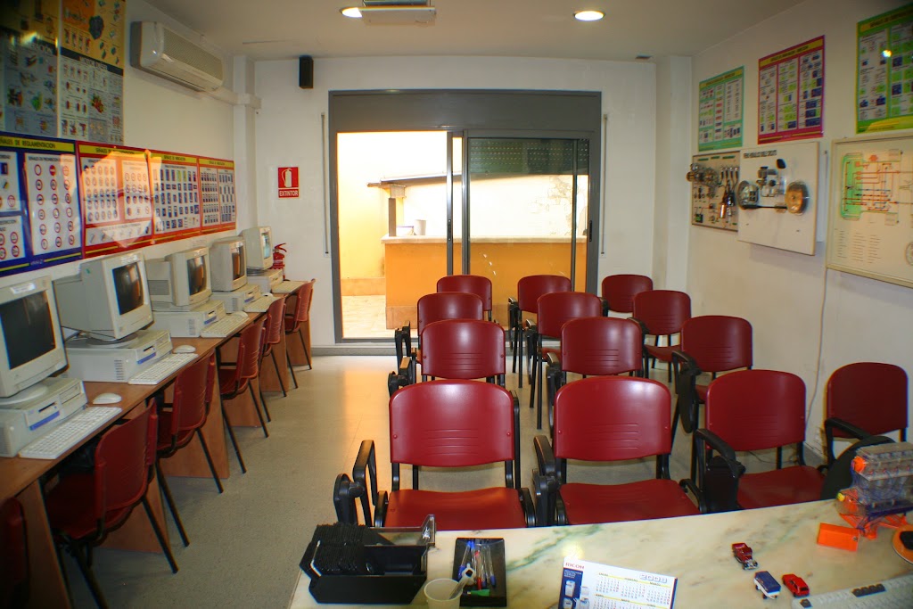 Autoescuela Gimeno SL — Del propietario