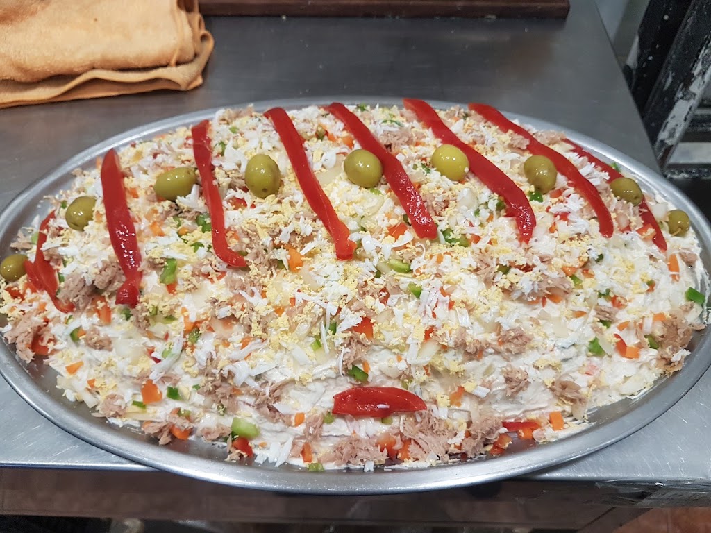 Meson del Rio — Comida y bebida
