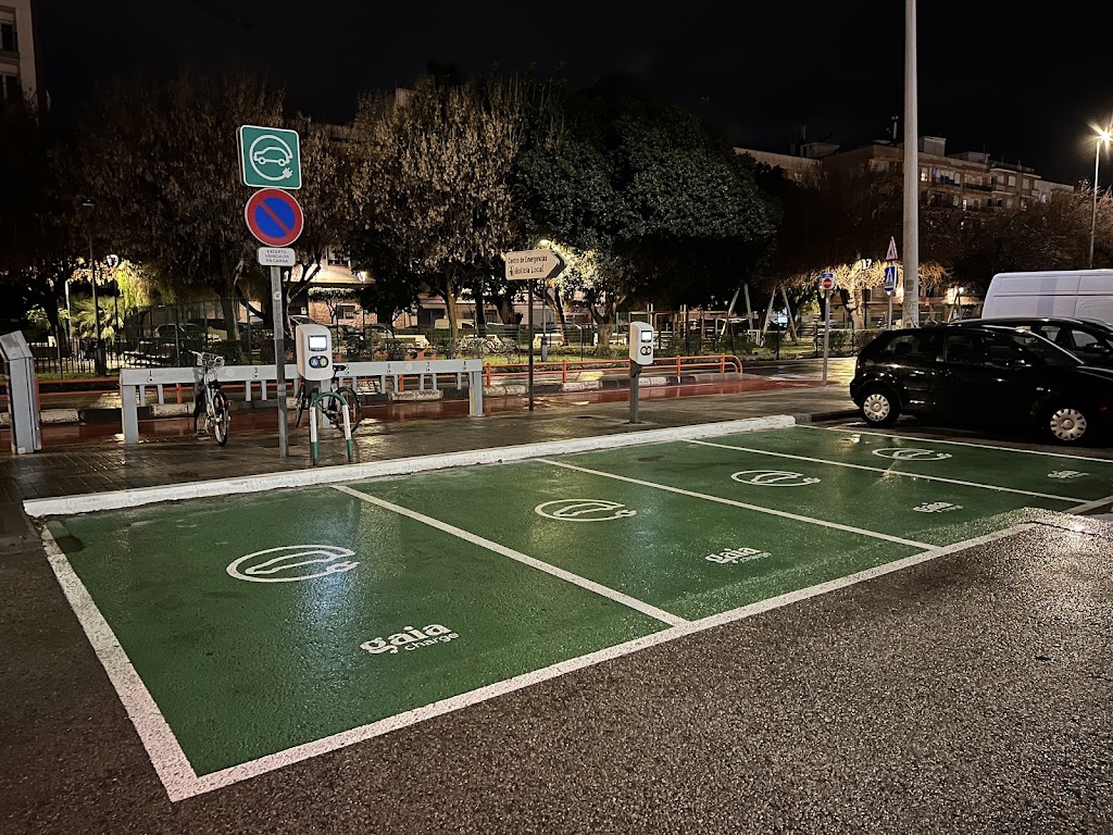 Gaia Charge Estacion de carga — Del propietario