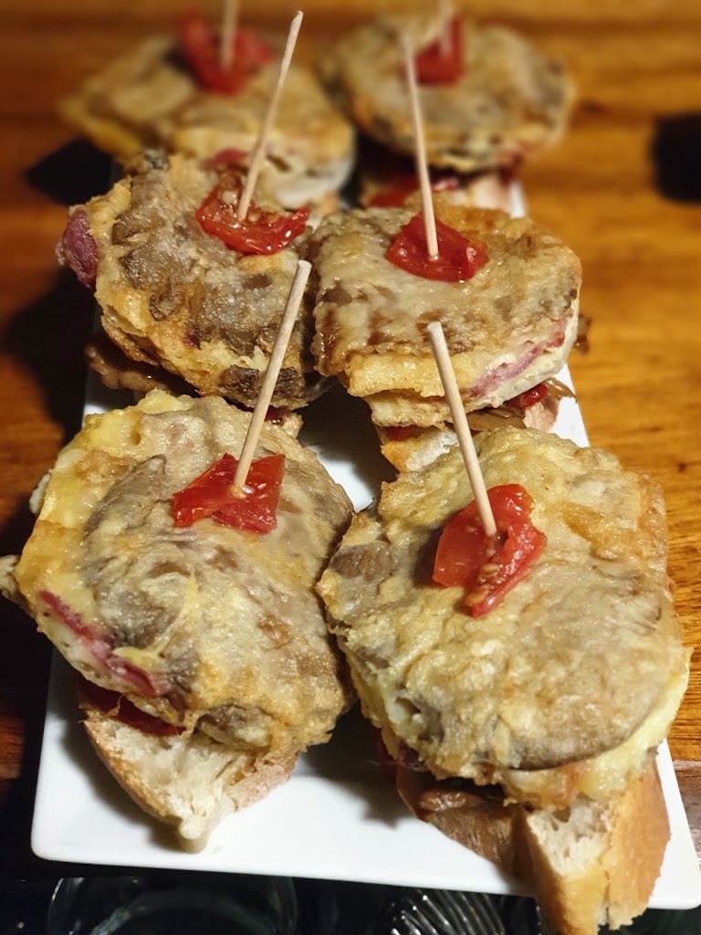 Bar Ezkina — Comida y bebida