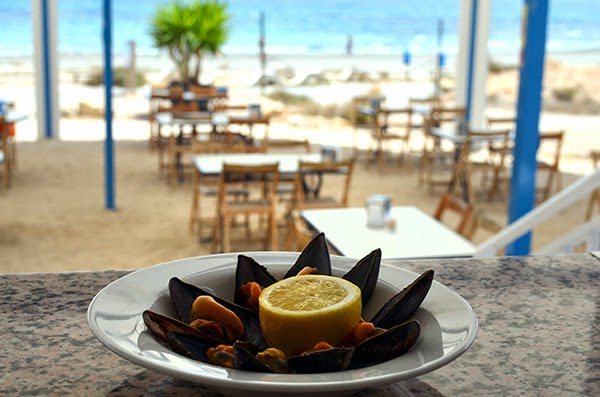 Chiringuito Azul Santa Pola — Comida y bebida