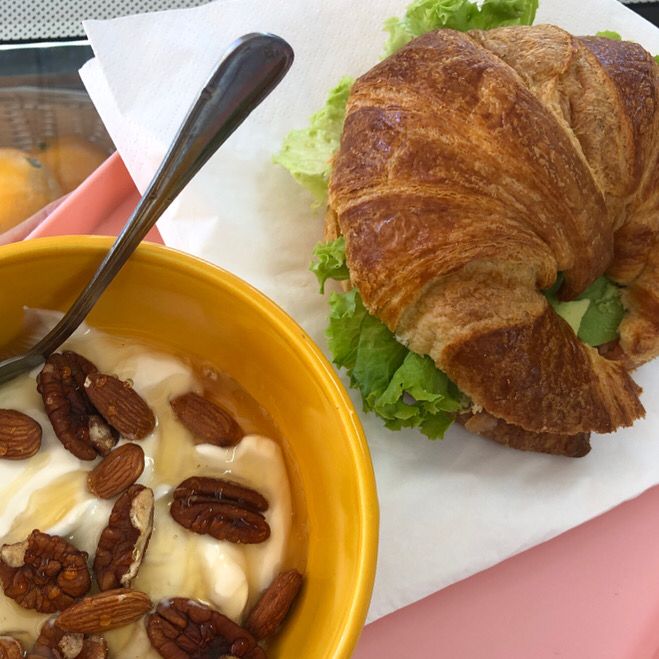 HealthyEat Tenerife - Brunch Bar — Comida y bebida