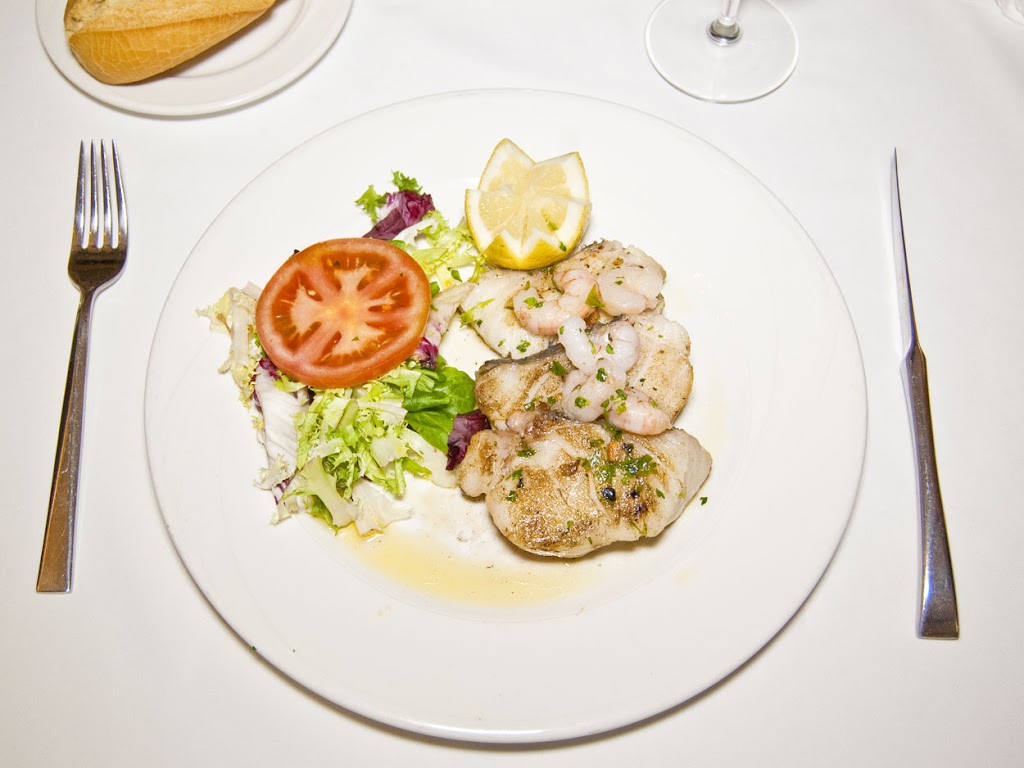 Restaurante Imperial Illescas — Comida y bebida