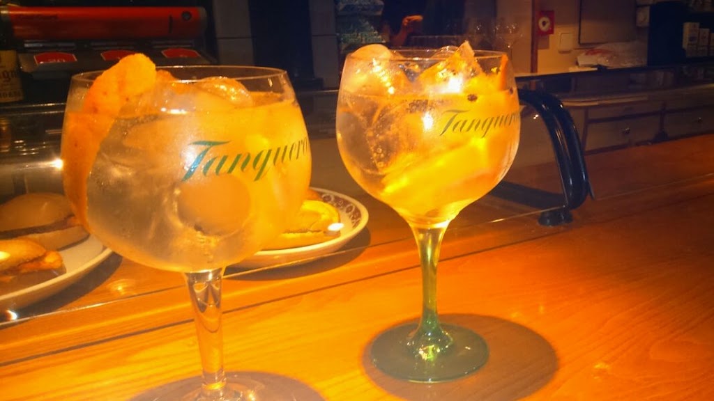 Bar Etxabe — Comida y bebida