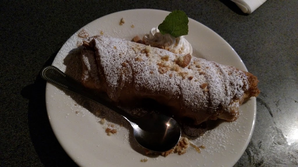 Apple strudel