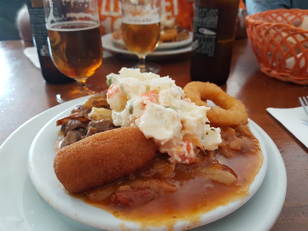 Bar Ca'n Biel Felip — Comida y bebida