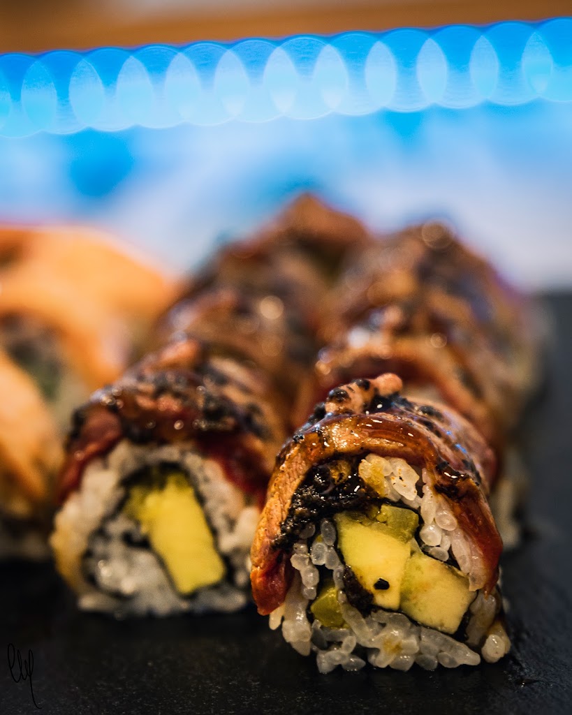 Yuki - sushi & poke — Sushi
