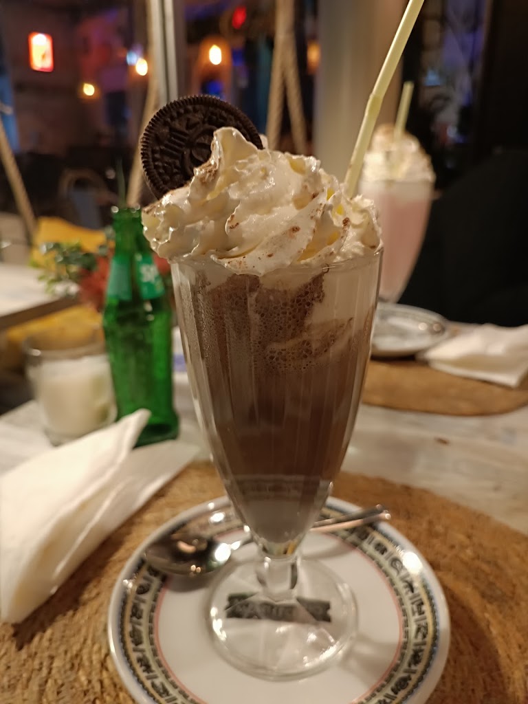 Le Bombay Cafe — Cafe con hielo